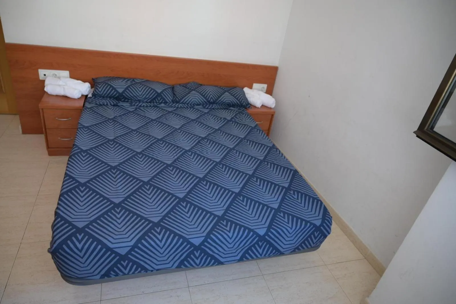 Bed and Breakfast Oliva Mar Lloret de Mar 0*,