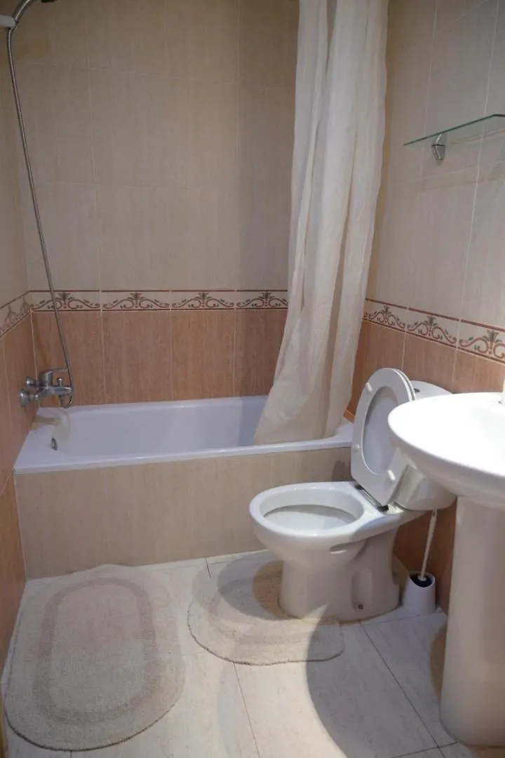 Bed and Breakfast Oliva Mar Lloret de Mar 0*,